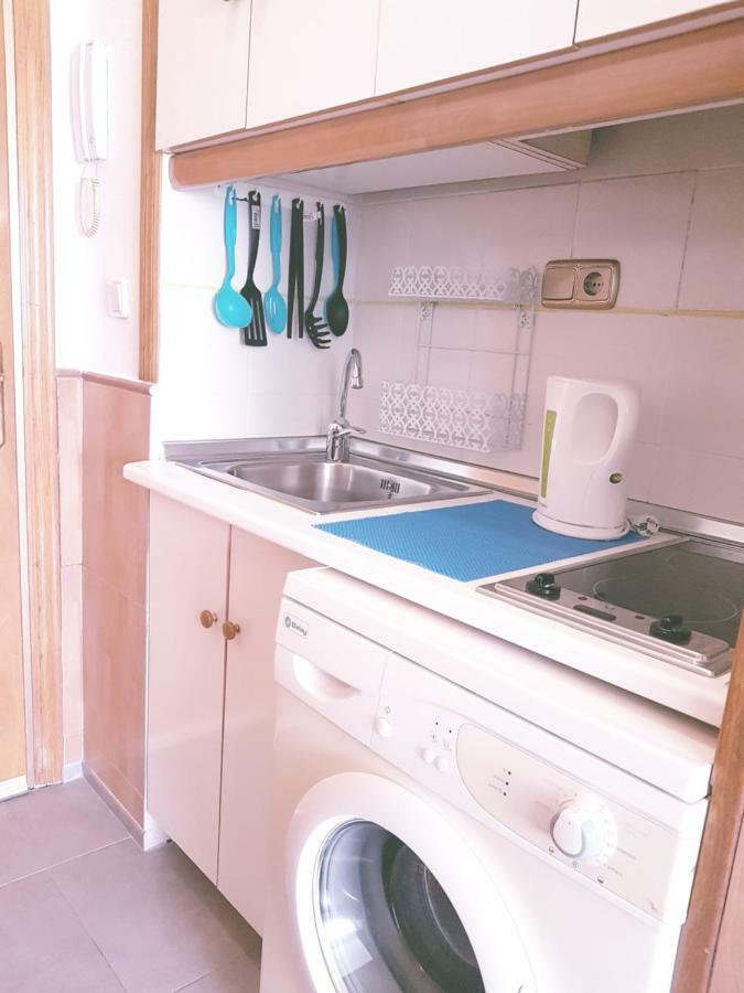 Cosy Studio Apartment In Torrevieja Esterno foto